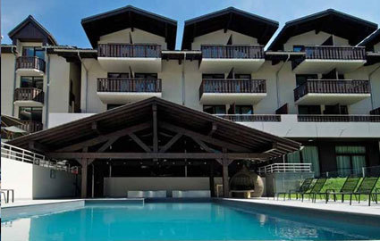 CHF 159 CHF 79 
Getaway in beautiful Chamonix: 1 night for 2 people at the 4* Les Aiglons Resort & Spa (rated 4.5 / 5 stars by 300 Tripadvisor reviewers). Incl Superior Double Room, Spa & pool access. Kids welcome  Photo