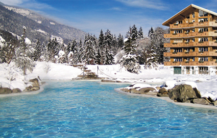 34 degrees all season, just 90 minutes from Geneva: CHF 30 instead of CHF 60 for daily pass for 2 people to Thermes Parc Thermal Baths Complex, incl natural thermal river, indoor & outdoor pools, hot tubs & more (pass valid for 5 hours at the park) 
 Photo