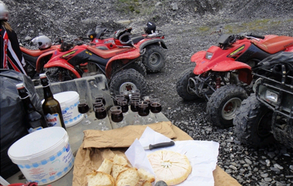Unique mountain adventure:  
CHF 90 instead of CHF 180 for a 3-hours 4x4 Quad adventure-tour in La Clusaz (45 min from Geneva), including traditional mountain apero. Options for 1-6 people. Valid until August 2013  Photo