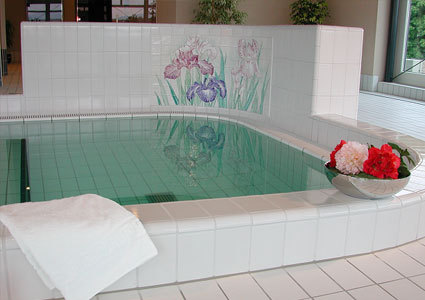 Ultimate Relaxation Just 1 hour from GVA: CHF 60 CHF 29 for 2 passes to Yverdon-les-Bains Thermal Baths + Relaxation Complex incl thermal spa pools, saunas, hammams, Japanese bath, tropical shower and Jacuzzi 
Validity extended to Oct 31 2013 (originally expired Aug 31 2013), to compensate for venue being closed Aug 5-30 2013 Photo