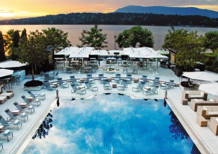 CHF 70 CHF 39 
BuyClub / glocals Exclusive: Hotel President Wilson's Pool-Opening Afterwork Party, Thursday, June 6. Open bar, Free Michelin-star canapés, live music, more.  Photo