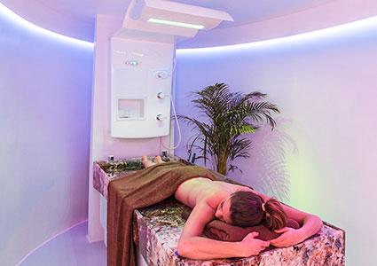 Pampering Beauty Treatments at the Exclusive Oosmosis Spa in Rive

Relaxing Oil Massage (75 min) : 220 CHF 99 
Endermolift ® Facial (75 min): 235 CHF 99 
Exfoliating Mint Body Scrub (45 min) : 160 CHF 79  Photo