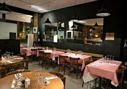 CHF 162 CHF 79 for 2 people 

Refined 3-Course French Cuisine at Le Paris Bistrot (Plainpalais), 4/5 Stars on Tripadvisor 

Valid Dinner Tue-Sat 
 Photo