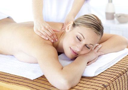 CHF 150 CHF 74
Newly Opened: Pampering 1-hr Massage at Optimum4u. Choose California, Swedish, Shiatsu, Lomi Lomi, Tui Na or Hot Stones Photo