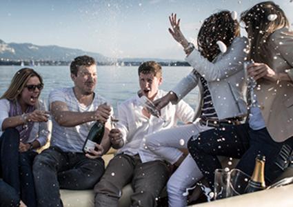 Last year's best-seller; Valid all summer 7/7 

2-hours private Yacht Cruise on Lake Geneva for you & up to 7 friends, including skipper & Champagne
 Photo