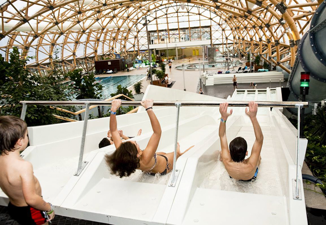 Vitam Indoor & Outdoor Waterpark: Fun for the Whole Family Just 15 Mins From GVA


	4 hour pass: CHF 20 CHF 12    
	Full day pass: CHF 26 CHF 17


​Incl All Aquazone Faciliies (waterslides, pools, relaxation area)
 Photo