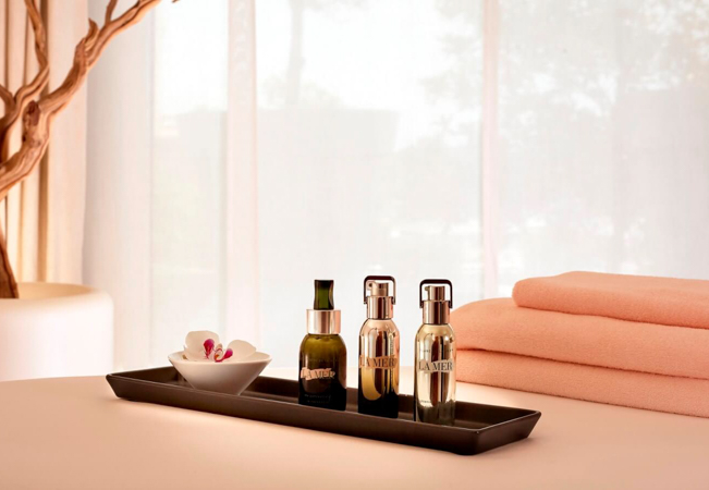 LA MER® Spa at Hotel President Wilson


	50min Massage: 180 CHF 119 (Relaxing or Deep Tissue) 
	1.5h Massage + Scrub Combo: 250 CHF 169

 Photo
