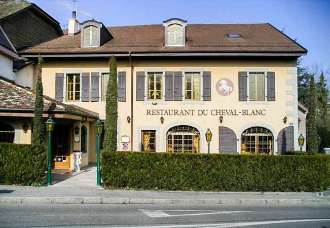 Michelin Guide 2016

Gastronomic Italian Cuisine at Cheval Blanc Vandoeuvres

Pay CHF 99 for CHF 180 Credit Towards All Food Items 
 Photo