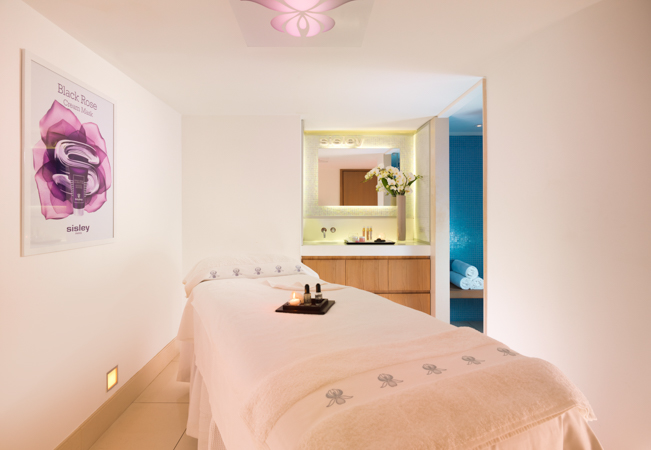 Hotel Le Richemond's Le Spa by Sisley: The Ultimate Luxury Spa Experience

Choose any 1-hour Massage or Facial (incl free Sauna & Hammam access) 
 Photo