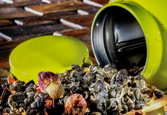 Premium Tea Gift Set at TEKOE Tea Shops


	Collect your gift set 7/7 at TEKOE Cornavin or Airport
	Gift Set Includes 5 Premium Tea Blends + 1 Blooming Tea + 1 Infuser

 Photo
