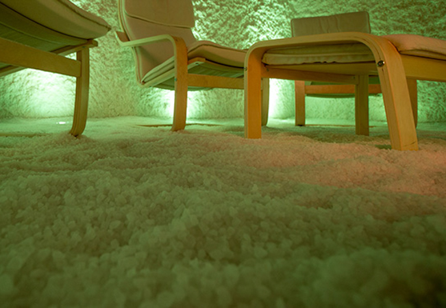 "Like breathing fresh ocean air" - Huffington Post
Therapeutic Salt Room Sessions at La Mer En Ville: Geneva's 1st Halotherapy Center2 or 5 private sessions in a salt room for numerous health benefits

 
 Photo