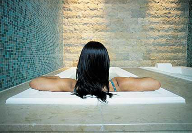 Full-Day All-Access Pass to the Award Winning Willow Stream Spa @ Fairmont Le Montreux Palace 5-Star Hotel (Winner: 'Best Luxury Hotel Spa in Switzerland')   

lncl access to all Spa facilities & to all group fitness classes
 Photo