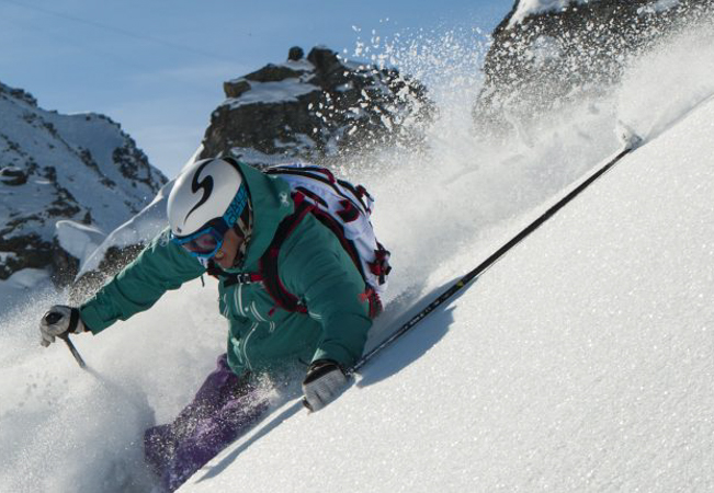 Verbier: 3h Private Ski or Snowboard Lesson (1-4 People) at the Newly Opened Alpine Mojo Ski School


	Valid for any level
	Valid for adults or kids


​Vouchers for this sale are released daily into the buyer's BuyClub accounts at 09h & 18h
 Photo