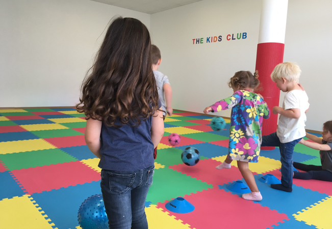Got Kids Age 2-9? 
Then They'll Love This!
Art, Music, Movement, Dance & LudiSport Classes (in FR & EN) at The Kids Club in Coppet


	Valid for 10-classes pass
	60 classes / week to choose from

 Photo