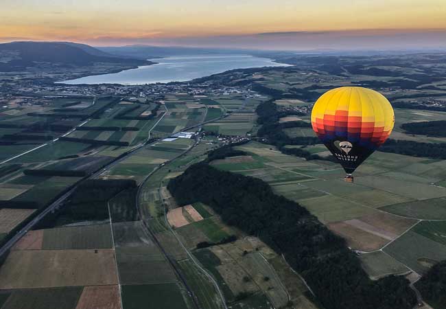 Once In A Lifetime Experience!

Hot Air Balloon Ride from Geneva / Rolle / Lausanne / Gstaad / Fribourg with
BALLONS du LEMAN


	Each voucher valid for 1 person
	Use anytime over next 2 years


 
 Photo