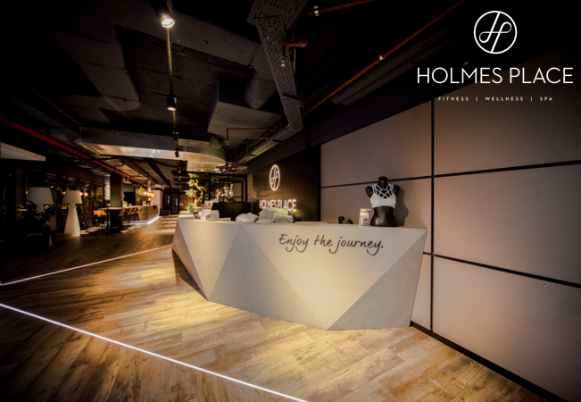 5 Daily All-Access Passes to Holmes Place, Geneva's Premier Fitness & Wellness Club 

Includes:


	7/7 club access 
	100+ classes / week 
	Jacuzzi + hammam + sauna access

 Photo