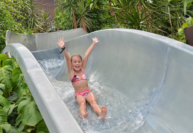 Valid All Summer 7/7
Vitam Waterpark: Just 15 Minutes from Geneva 


	For kids: Aqua-Zone for fun
	For adults only: Wellness & Spa zone for relaxation

 Photo