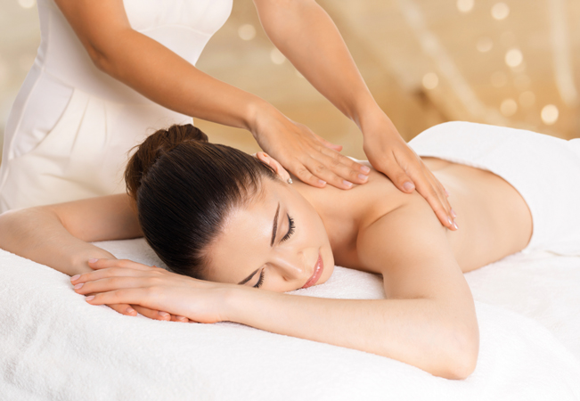 Recommended by BuyClub's Independent Tester

California Massage or Lifting Facial at Institut Reveal (Rive)


	  1h California Massage: 140 CHF 69 
	 1h30 Lifting Facial: 130 CHF 69
	 1h Massage + Facial: 140 CHF 69

 Photo