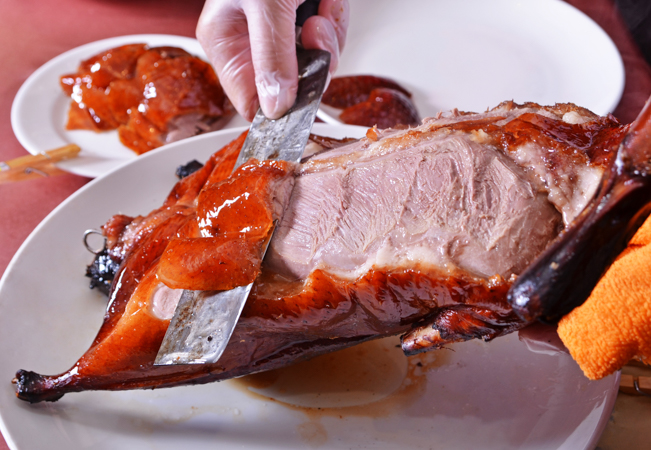 Recommended by 93% of BuyClubbers Who Tried It
​Traditional Chinese Peking Duck for 2 at Chez Kuk (Plainpalais): a Geneva Institution For 20 Years

1 voucher = 3-service Peking Duck + desserts for 2 people

 
 Photo