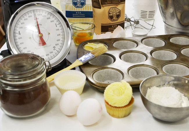 Cupcake Making Workshop at Cuppin's (Lausanne Center)


	2h Workshop
	All material included
	Take the decorated cupcakes home with you at the end

 Photo