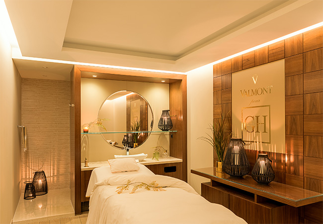 Exclusive PamperingLe Spa Valmont at Grand Hotel Kempinski4 options:


	Massage
	Facial
	Full-body Ritual
	LPG Body Firming
	All options include 2h Spa access (Sauna, Steamroom, Pool, Gym). Open 7/7

 Photo