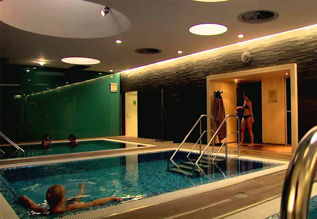 Valid All Summer 7/7
Vitam Waterpark: Just 15 Minutes from Geneva 


	For kids: Aqua-Zone for fun
	For adults only: Wellness & Spa zone for relaxation

 Photo