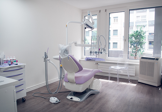 4.8 Stars on Facebook

Dental Cleaning at Clinique d'Hygiene Dentaire 


	Option for dentist checkup & X-rays
	Excellent open hours for working people inc evenings & Saturdays

 Photo