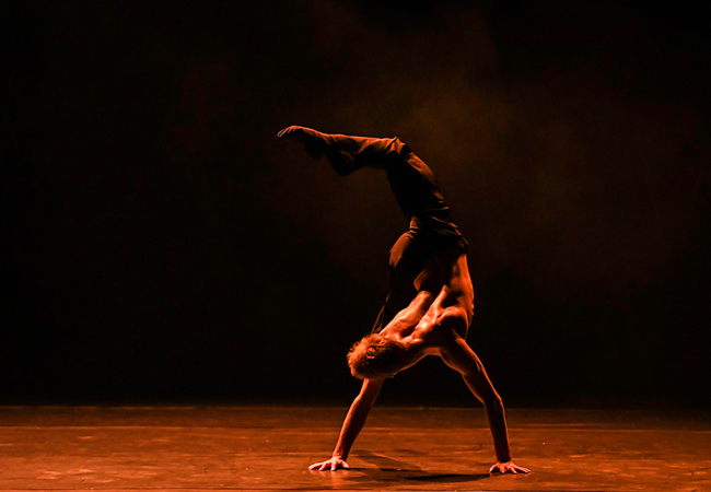 "Rare Sighting of Paris Talent" - New York Times 
Ballet Stars of Paris National Opera Performing "Dérèglements" Contemporary Ballet by Star-Choreographer Samuel MurezBFM, May 6 @ 16h30
 Photo