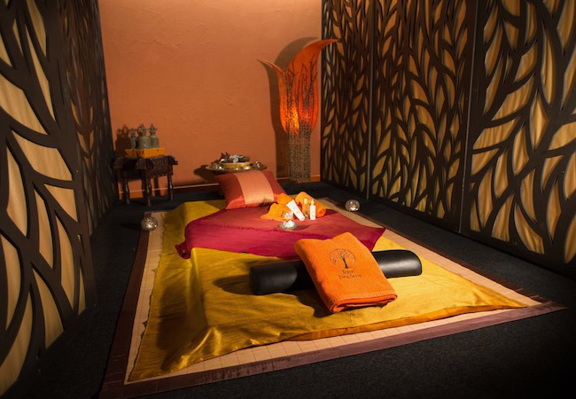 Recommended by 96% of BuyClubbers, 4.9 Stars on Facebook 

1h Thai Massage at 
 Terre des Sens Spa (Rive)

Beautiful Asian-inspired Geneva spa with superb reviews. Get a Thai massage in different variations: traditional, oil, sport, pre-natal & more
 Photo