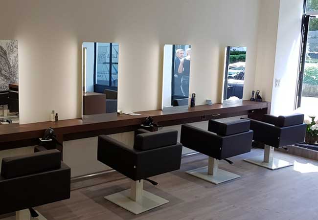 Recommended by 96% of BuyClubbers

AVEDA's Beautiful New Flagship Hair Salon (Rue du Mont-Blanc)

1 voucher = ​shampoo + cut + treatment mask + brushing
 Photo