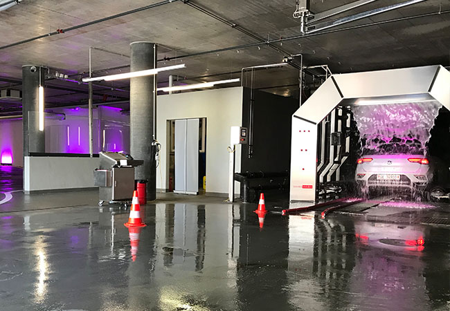 Just Opened by Owners of Clean Cars

Swiss Wash: Geneva's Newest State-of-the-Art 'Tunnel' Car Wash (Plan-les-Ouates)

1 voucher = external 'tunnel' cleaning + internal cleaning by hand
 Photo