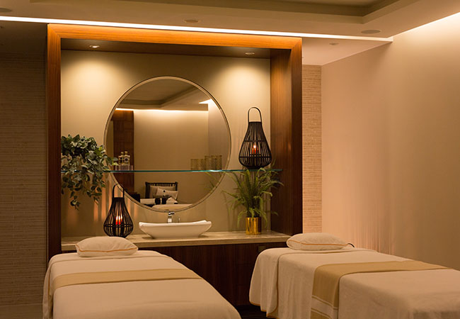 Exclusive PamperingLe Spa Valmont at Grand Hotel Kempinski4 options:


	Ayurvedic Massage
	HydraFacial® Booster
	marocMaroc® Ceremonial Ritual
	Private Duo Suite Experience
	All options include 2h Spa access (Sauna, Steamroom, Pool, Gym). Open 7/7

 Photo