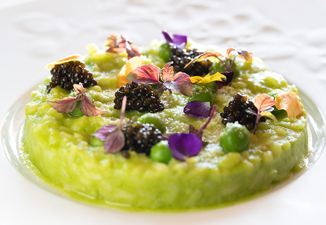 Michelin Guide & GaultMillau Selection 

Le Loti at La Réserve Genève: 4-Course Fusion-Cuisine Dinner for 2 PeopleGourmet seasonal cuisine using
prime products cooked to perfection
 in one of Geneva's best restaurants.
Valid Dinner 7/7 Excluding Saturdays
 Photo