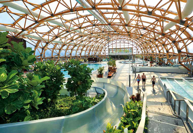 15 Mins from Geneva, 33° All Winter
Vitam Heated Indoor Waterpark 7/7. Choose:


	Kids: Aqua zone for fun & slides
	Adults: ​Wellness zone for relaxation

 Photo
