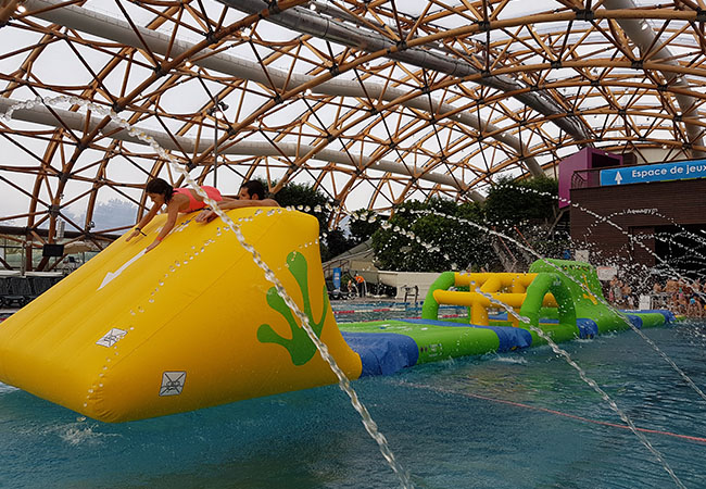 33° All Winter, Just 15 Minutes from Geneva
Vitam Heated Indoor Waterpark Open 7/7

Choose:


	Kids: Aqua zone for slides & fun
	Adults: ​Wellness & Spa zone for relaxation

 Photo