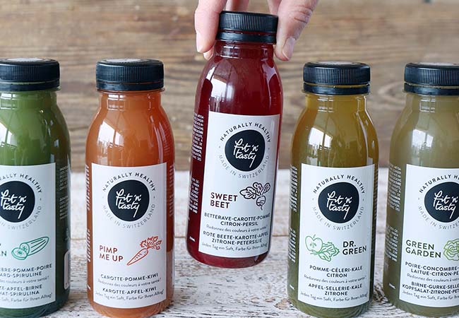 4.7 Stars on Facebook
​3-Day Fresh Juice Cleanse Plan with 18 Cold-Pressed Juices Delivered to Your Door by
​Fit 'n' Tasty

Detox your system & give your body a nutrition boost with a juice cleanse. Free delivery anywhere in Switzerland
 Photo