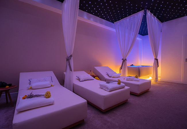 5 Stars on Google

Massage (8 Types) or
Facial at ALMA Clinique in Malagnou

This beautiful center, opened in 2019, offers 8 massage types by ASCA-certified therapists, facials, duo treatment rooms & more
 Photo