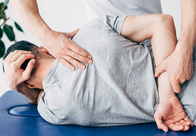 1h30 Osteo-Massage by Asca-Certified Osteopath Toni Srdanovic​Osteo-massage blends deep-tissue sports massage, osteopathy & joint realignment. It helps reduce back, neck & shoulder pain, improves posture, relieves tension & more

 
 Photo