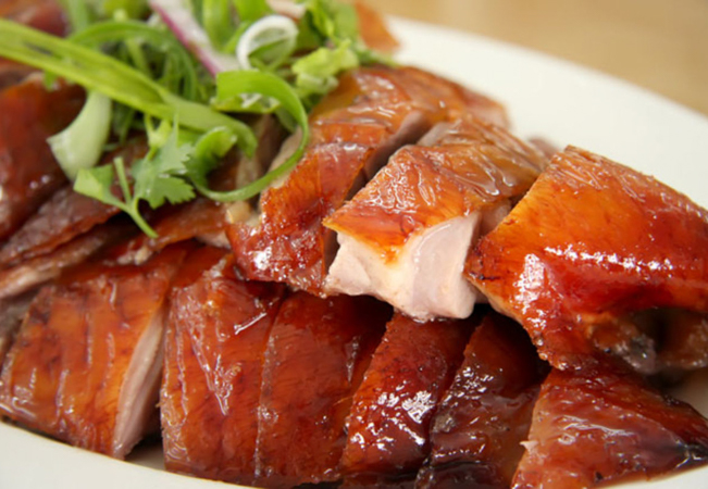 4.2 Stars on Facebook
​​3-Service Chinese Peking Duck for 2 People at Chez Kuk (Plainpalais)

Chez Kuk are the Peking Duck specialists
for 20+ years.
1 voucher = Peking Duck + desserts
+ cocktails for 2 people
 Photo