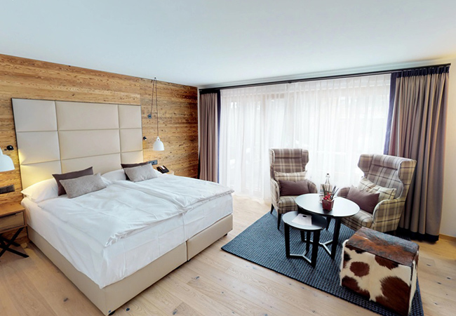Pre-Opening Special Offer

Saas-Fee (Valais) Luxury Getaway: 2-Nights with Dinner at the New 5* Walliserhof Grand-Hotel & Spa, Opening Dec 14

This newly renovated luxury Alpine hotel is a 10-min walk from the Saas Fee slopes
 Photo