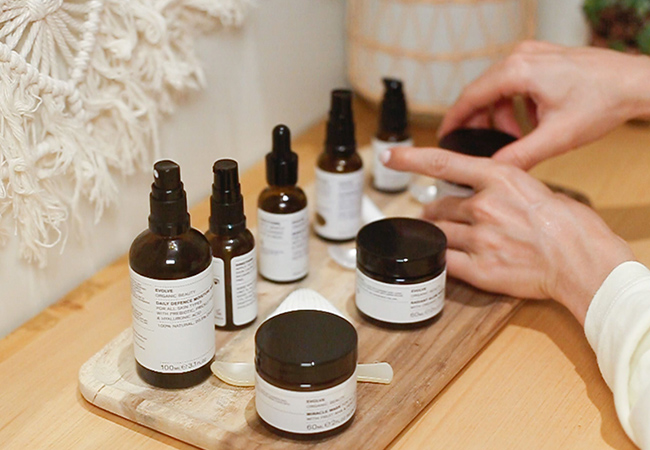 "Burn 600 calories in 30 minutes" - ELLE

Iyashi Dome Private Infrared Sauna at Namaka 7/7 (P&acirc;quis)1 or 3 private Iyashi Dome sessions at this beautiful center open 7/7 and rated 4.9 stars on Google
 Photo