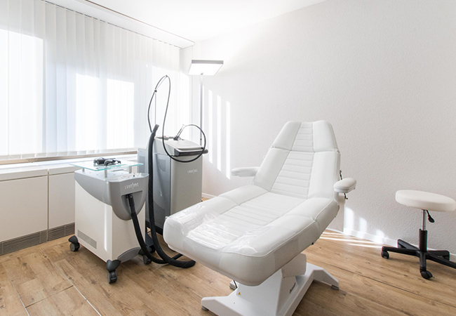 Recommended by 92% of BuyClubbers
[Open during lockdown] ​Laser Hair Removal on Any Body Part at Clinique de la Croix d'Or (Center Town):


	Pay CHF 299 for CHF 600 Credit
	Pay CHF 589 for CHF 1200 Credit
	Pay CHF 1099 for CHF 2400 Credit

 Photo