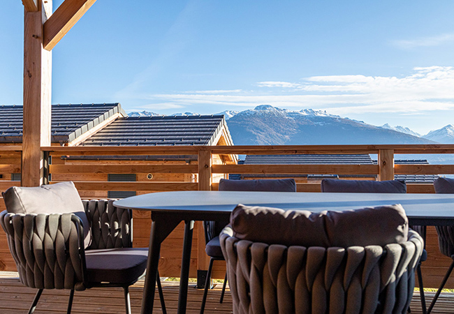 9.1 on Booking.com

Anzère (Valais) Getaway: 2-Nights for Up to 8 People in Private Chalet at Woodland Village Resort. Valid til Dec 2021
This eco-friendly chalet village is just 10 minutes from ​Anzère center. The resort is 2h from Geneva & 1h20 from Lausanne
 Photo