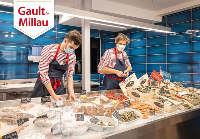 &ldquo;Fishmonger with the best of the lake & sea&rdquo; - Gault&Millau

Wild-Caught Seafood, Lobster, Oysters & Fish at Pesca Rouge Fish Market (Carouge):
CHF 100 Credit90% of the fish & seafood are wild-caught in the ocean or Lake Leman, delivered fresh to store the next day & never frozen
 Photo