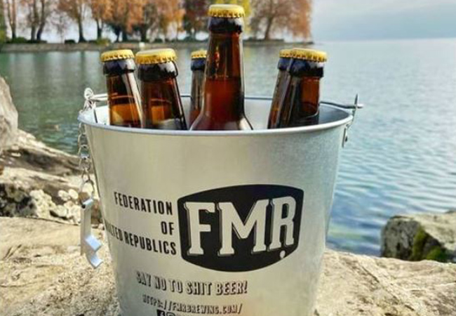 Made in Vaud
​24 x Artisanal Mixed Beers from FMR Microbrewery (Vaud) Delivered Pre-Xmas

24 bottles include: 8 x White beers, 8 x Pilsner Ale, 8 x IPA
 Photo