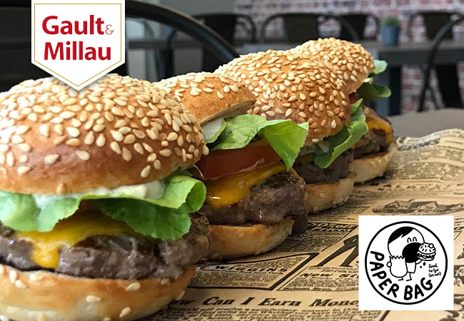 "Cool burgers & cool place!" - Gault&Millau
​Homemade Burgers at Paper Bag (near Cornavin) for Eat-In & Take-Away. 1 Voucher = CHF 45 Credit on Food & Drinks

Great burgers made with premium Swiss beef, celebrated by the local press
 Photo