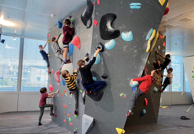 Recommended by 93% of Buyclubbers
​​Indoor Bouldering (Low-Height Rock Climbing, No Rope Needed) for All Levels at Planet Climbing in Petit-Lancy


	5 entries: 85 CHF 59
	10 entries: 160 CHF 109


 

 

 

 
 Photo