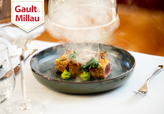 "Daring & innovative cuisine" - Gault&Millau
​Seafood at L'Iode @ Hotel Tiffany (Plainpalais). 1 Voucher = 3 Course Dinner for 2 People
Grilled octopus, swordfish tartar, crispy tuna, ceviche & more favourites from the sea at Hotel Tiffay's elegant restaurant
 Photo