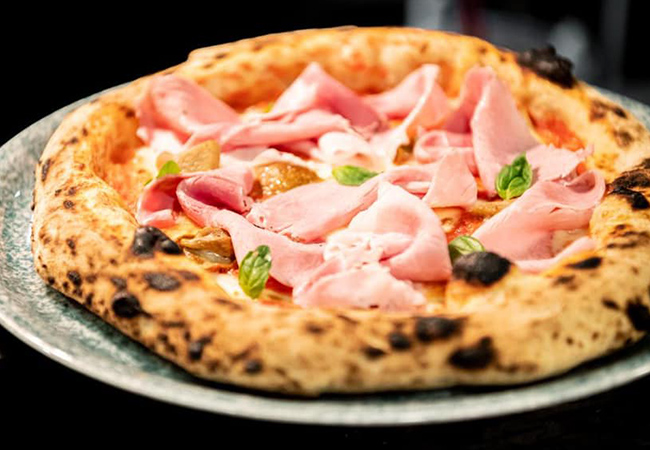 5 Stars on Facebook
​Italian at Scaramu (Eaux-Vives): 1 Voucher = CHF 100 Credit Valid Tue-Sun Dinner & Lunch

South-Italy specials incl gourmet pizzas, seafood, meat & homemade pasta
 Photo