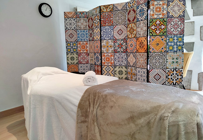 ASCA-Certified

Osteopath Mar&iacute;a P&eacute;rez G&aacute;lvez (Carouge): 1h30 Osteo-Massage with Craniosacral Therapy

Osteo-massage combines classic Ostepathy with massage. Mar&iacute;a is an ASCA-qualified osteopath rated 5 stars on Google
 Photo